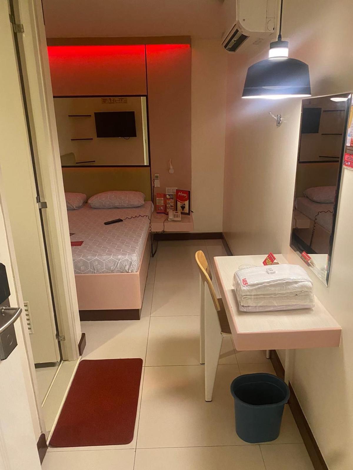 Hotel Sogo Malate Манила Экстерьер фото