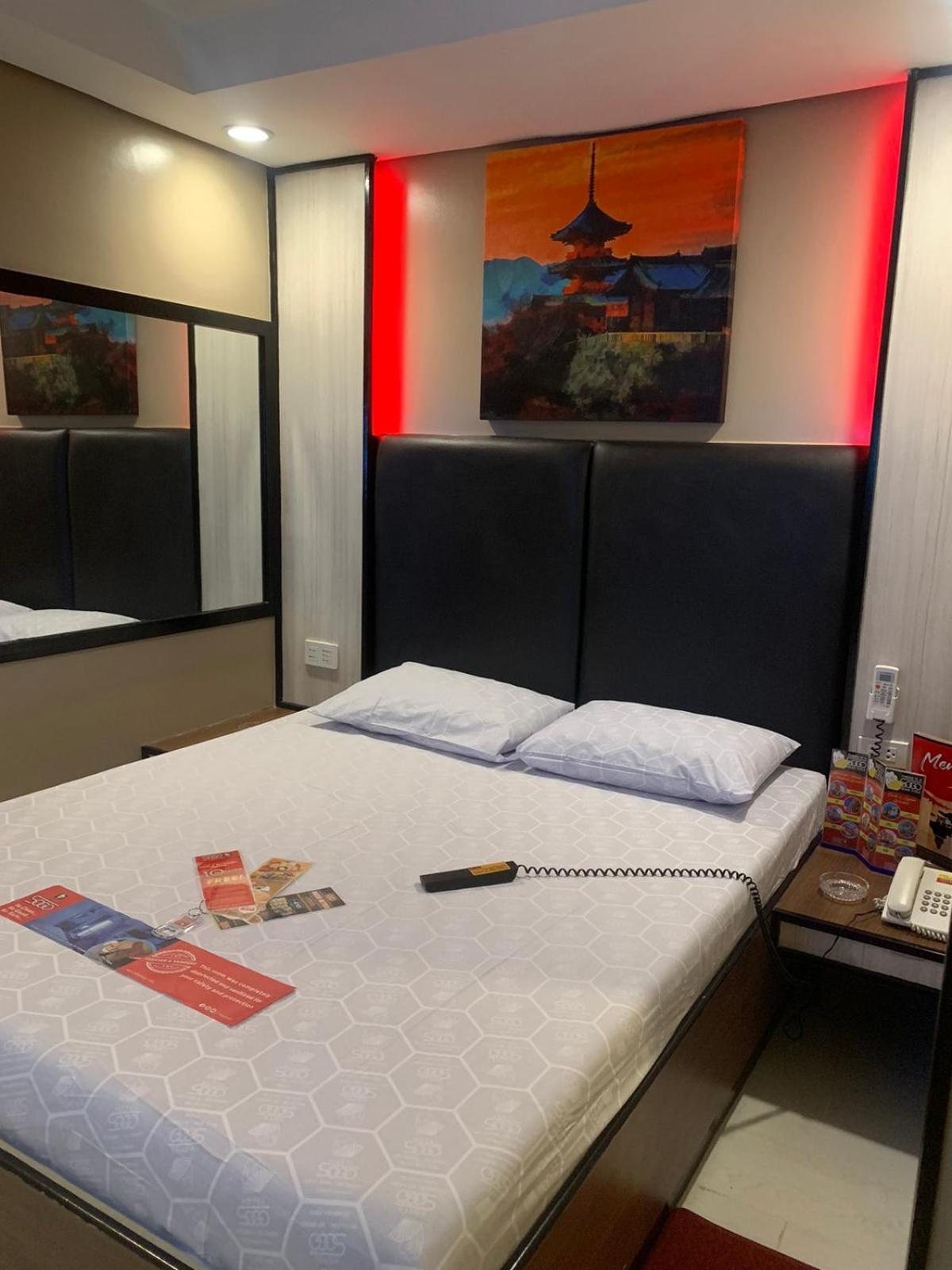 Hotel Sogo Malate Манила Экстерьер фото