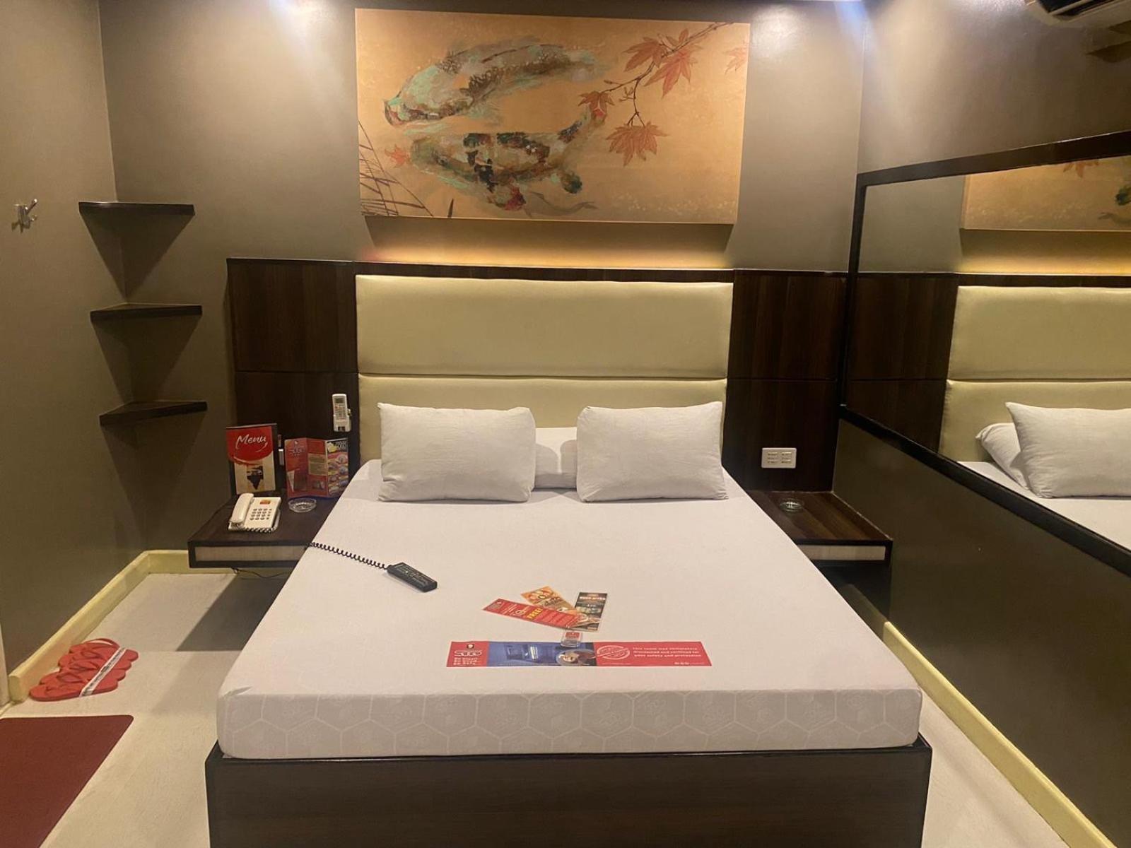 Hotel Sogo Malate Манила Экстерьер фото