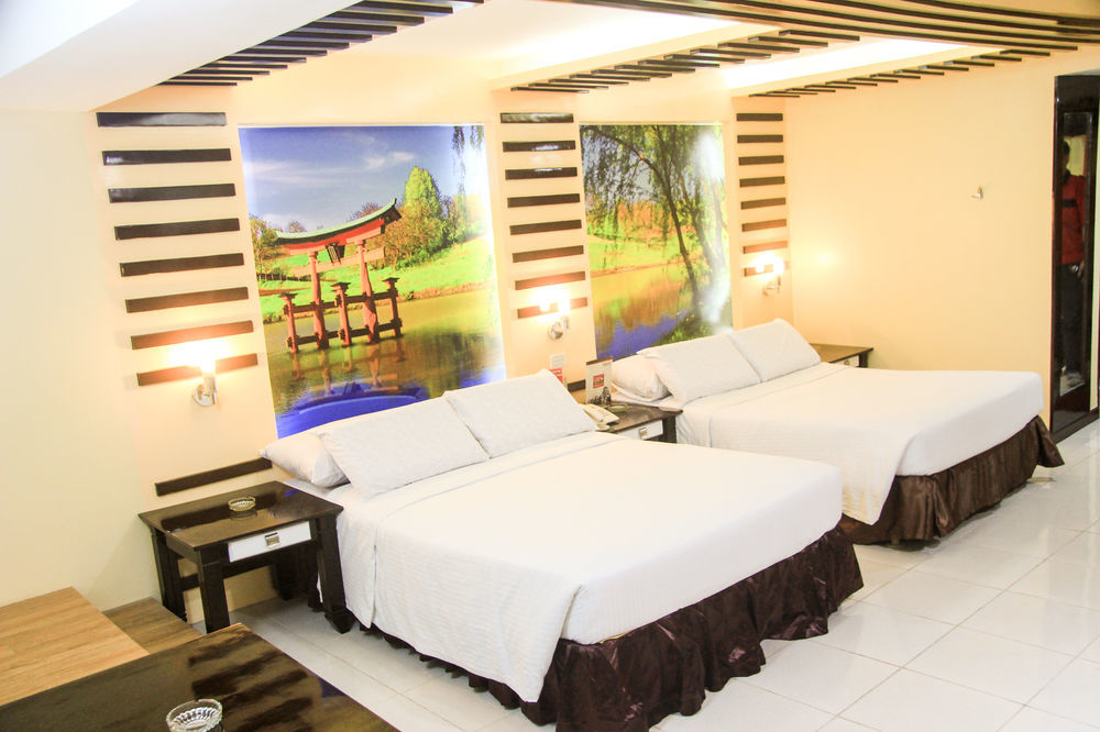Hotel Sogo Malate Манила Экстерьер фото