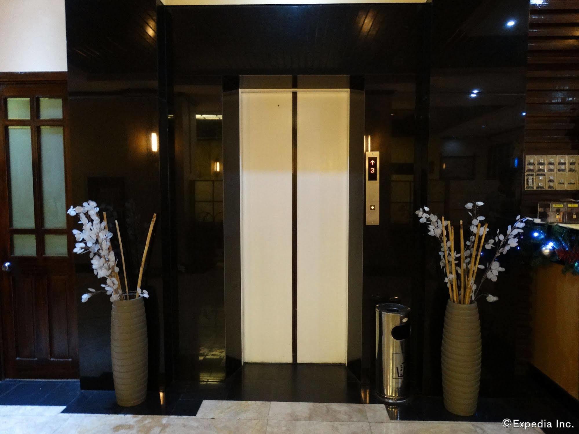 Hotel Sogo Malate Манила Экстерьер фото